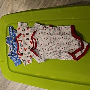 5/25$ Monkey Bar and canadiana onesie set of 3 size 6-9 months